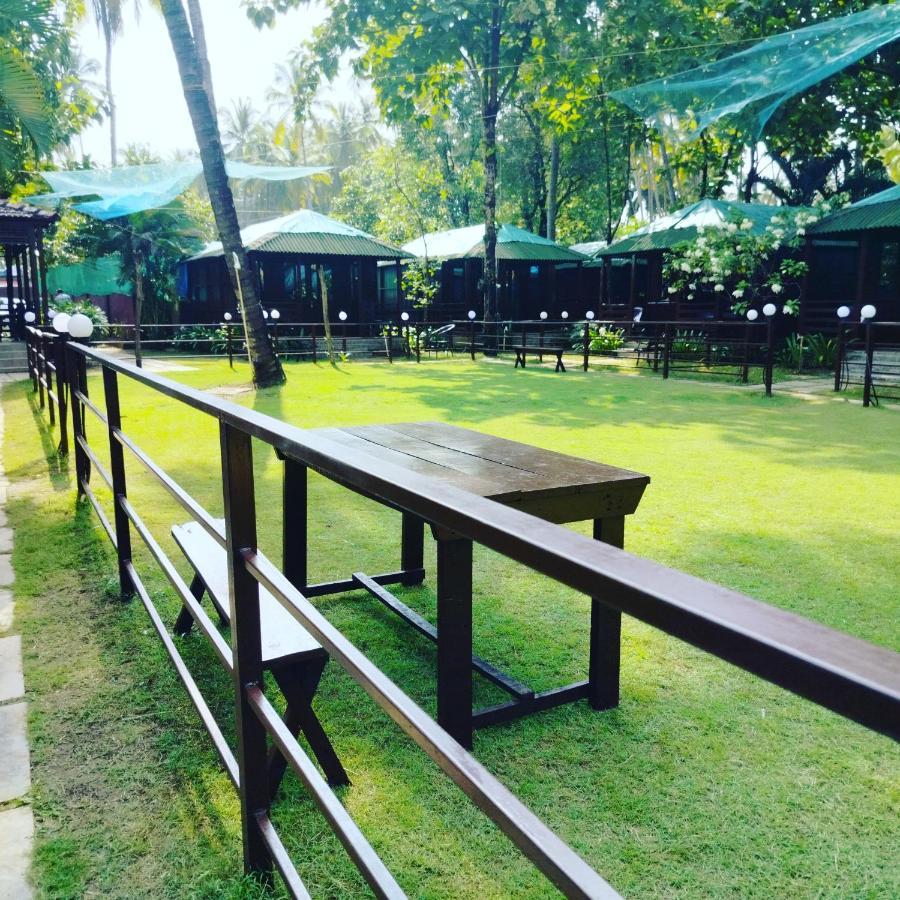 Club Palolem Resort Екстериор снимка